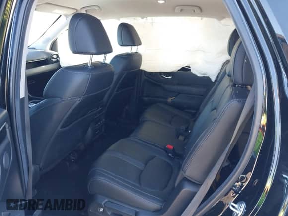 2025 Honda Pilot EX-L с VIN 5FNYG2H49SB002979, выставлен на аукционе IAAI как лот 41130716 с пробегом 10 598 миль миль и . История ставок и продаж доступна на DreamBid. Изображение 8.