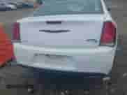 2021 Chrysler 300 S z VIN 2C3CCABT4MH558327, wystawiony jako IAAI lot #41973134 z przebiegiem 58 216 mil mil oraz . Historia ofert i sprzedaży dostępna na DreamBid. Obrazek 16.