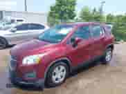 2016 Chevrolet Trax LS z VIN 3GNCJKSB2GL268055, wystawiony jako IAAI lot #42571496 z przebiegiem 152 261 mil mil oraz . Historia ofert i sprzedaży dostępna na DreamBid. Obrazek 17.
