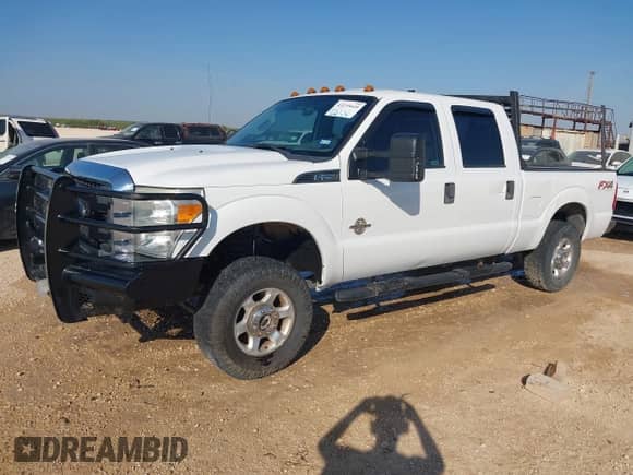 2014 Ford F-250 XL z VIN 1FT7W2BT7EEA64580, wystawiony jako IAAI lot #43235610 z przebiegiem 240 085 mil mil oraz . Historia ofert i sprzedaży dostępna na DreamBid. Obrazek 2.