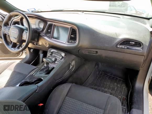 2015 Dodge Challenger SXT z VIN 2C3CDZAG4FH724445, wystawiony jako Copart lot #80562005 z przebiegiem 164 222 mil mil oraz Szkoda całkowita • Salvage title. Historia ofert i sprzedaży dostępna na DreamBid. Obrazek 8.