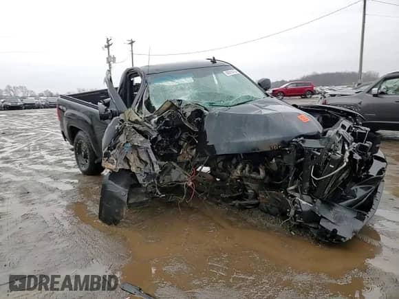 2007 GMC Sierra 1500 Work Truck z VIN 1GTEK14X27Z626622, wystawiony jako Copart lot #86516794 z przebiegiem Nie podano mil oraz Czysty tytuł • Clean title. Historia ofert i sprzedaży dostępna na DreamBid. Obrazek 10.