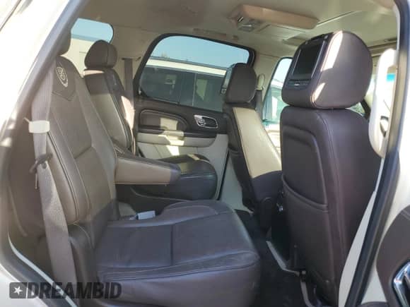 2008 Cadillac Escalade with VIN 1GYFK43858R277595, listed as a Copart auction lot 44822835 with 146,517 mi miles and Salvage title. Bid and sale history available at DreamBid. Image 11.