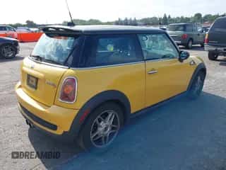 2009 MINI Hardtop S with VIN WMWMF73579TT97876, listed as a IAAI auction lot 42500156 with 115,037 mi miles and . Bid and sale history available at DreamBid. Image 4.