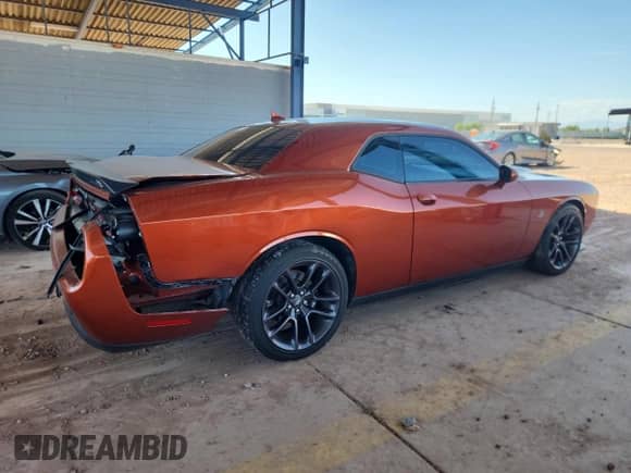 2020 Dodge Challenger R/T Scat Pack with VIN 2C3CDZFJXLH165385, listed as a Copart auction lot 69639405 with 24,765 mi miles and Salvage title. Bid and sale history available at DreamBid. Image 3.