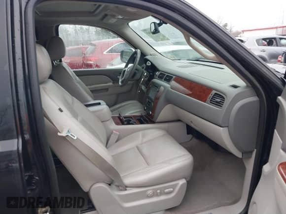 2012 Chevrolet Suburban LTZ с VIN 1GNSKKE74CR257156, выставлен на аукционе IAAI как лот 41486869 с пробегом 168 049 миль миль и . История ставок и продаж доступна на DreamBid. Изображение 5.