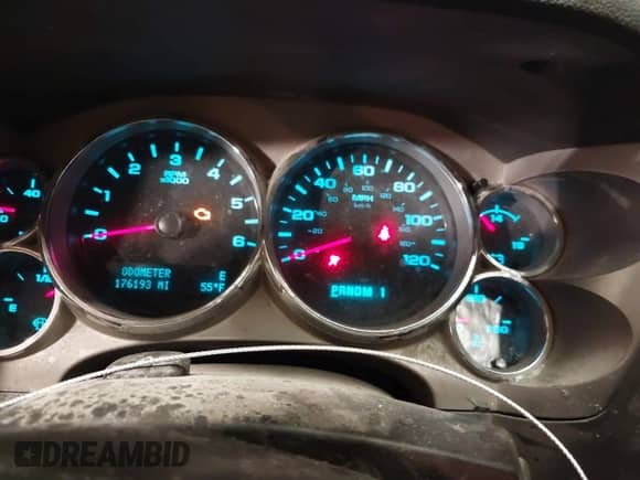 2011 Chevrolet Silverado 2500HD LT с VIN 1GC2KXCG7BZ381221, выставлен на аукционе IAAI как лот 41837423 с пробегом 176 193 миль миль и . История ставок и продаж доступна на DreamBid. Изображение 7.