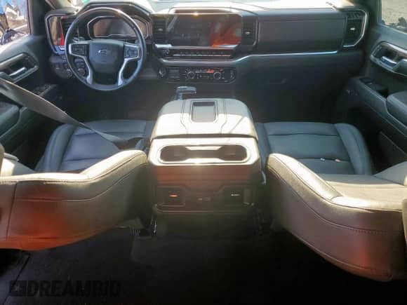2022 Chevrolet Silverado 1500 LT Trail Boss z VIN 3GCUDFET5NG553063, wystawiony jako Copart lot #69276765 z przebiegiem 93 125 mil mil oraz Szkoda całkowita • Salvage title. Historia ofert i sprzedaży dostępna na DreamBid. Obrazek 8.