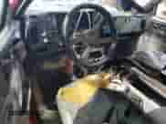 1992 Chevrolet Blazer z VIN 1GNCT18Z6N0130621, wystawiony jako Copart lot #76988724 z przebiegiem 171 202 mil mil oraz Szkoda całkowita • Salvage title. Historia ofert i sprzedaży dostępna na DreamBid. Obrazek 8.