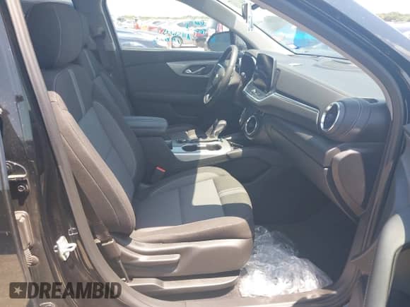 2025 Chevrolet Blazer LT with VIN 3GNKBCR43SS150908, listed as a IAAI auction lot 42944270 with 12,769 mi miles and . Bid and sale history available at DreamBid. Image 5.