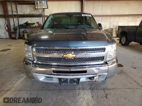 2012 Chevrolet Silverado 1500 Work Truck z VIN 1GCNKPEX6CZ336203, wystawiony jako Copart lot #85278025 z przebiegiem 117 157 mil mil oraz Szkoda całkowita • Salvage title. Historia ofert i sprzedaży dostępna na DreamBid. Obrazek 5.
