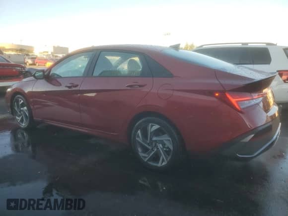 2025 Hyundai Elantra SEL Sport z VIN KMHLM4DJ1SU176347, wystawiony jako Copart lot #71968135 z przebiegiem 1 168 mil mil oraz Czysty tytuł • Clean title. Historia ofert i sprzedaży dostępna na DreamBid. Obrazek 2.