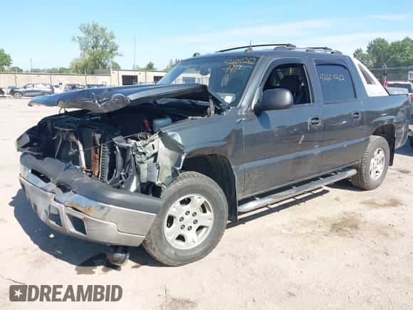 2004 Chevrolet Avalanche Z71 z VIN 3GNEK12T14G117298, wystawiony jako IAAI lot #42600262 z przebiegiem 209 889 mil mil oraz . Historia ofert i sprzedaży dostępna na DreamBid. Obrazek 17.