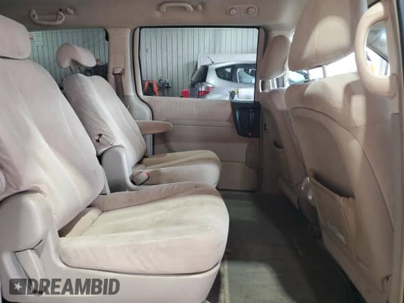 2007 Hyundai Entourage GLS с VIN KNDMC233876030011, выставлен на аукционе Copart как лот 67806955 с пробегом 278 762 миль миль и Списание • Salvage title. История ставок и продаж доступна на DreamBid. Изображение 11.