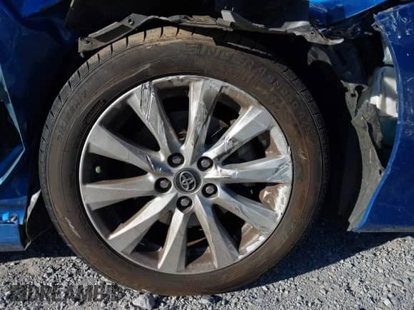 2019 Toyota Camry SE z VIN 4T1B11HK3KU227689, wystawiony jako IAAI lot #43454707 z przebiegiem 48 165 mil mil oraz . Historia ofert i sprzedaży dostępna na DreamBid. Obrazek 12.