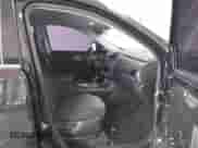 2019 Chevrolet Traverse LS z VIN 1GNERFKW3KJ118080, wystawiony jako IAAI lot #43123817 z przebiegiem 113 326 mil mil oraz . Historia ofert i sprzedaży dostępna na DreamBid. Obrazek 5.