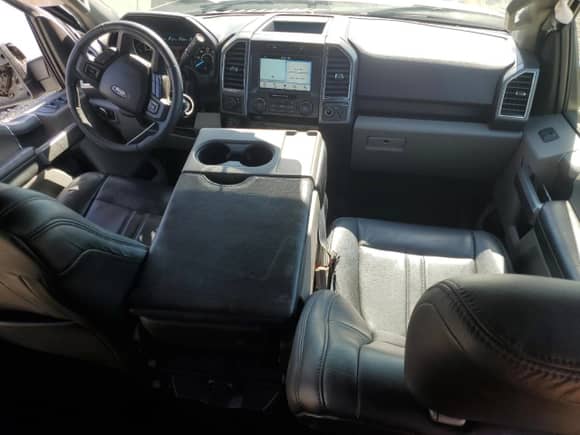 2018 Ford F-150 XL z VIN 1FTEW1CG0JKD81888, wystawiony jako Copart lot #80989805 z przebiegiem 115 136 mil mil oraz Szkoda całkowita • Salvage title. Historia ofert i sprzedaży dostępna na DreamBid. Obrazek 8.