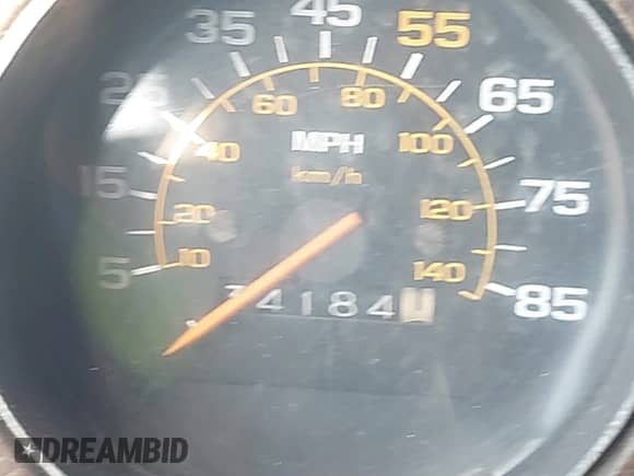 1985 Chevrolet Chevy Van z VIN 1GCEG25H6F7208590, wystawiony jako IAAI lot #41742731 z przebiegiem 34 184 mil mil oraz . Historia ofert i sprzedaży dostępna na DreamBid. Obrazek 15.