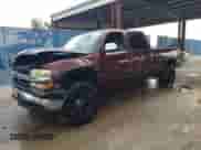 2002 Chevrolet Silverado 2500HD LS z VIN 1GCHK23132F178675, wystawiony jako Copart lot #71217884 z przebiegiem Nie podano mil oraz Szkoda całkowita • Salvage title. Historia ofert i sprzedaży dostępna na DreamBid. Obrazek 1.