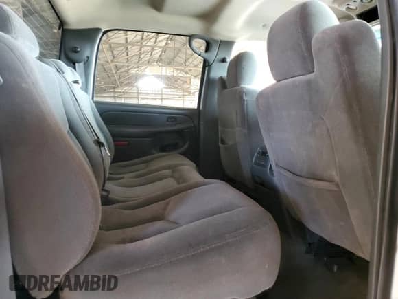 2005 Chevrolet Silverado 1500HD LS с VIN 1GCGK13UX5F890220, выставлен на аукционе Copart как лот 71564445 с пробегом 221 907 миль миль и Чистый • Clean title. История ставок и продаж доступна на DreamBid. Изображение 10.
