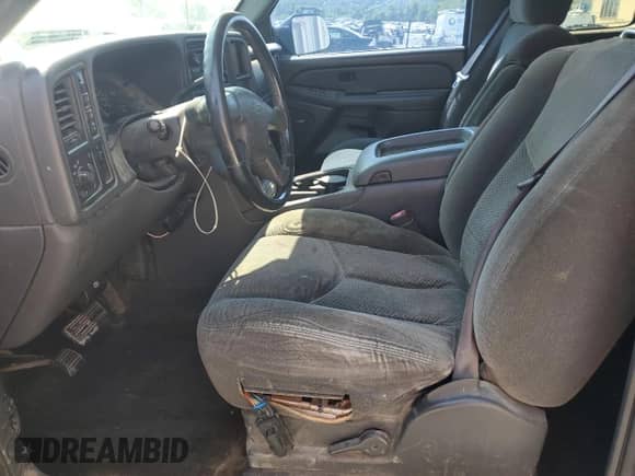 2004 Chevrolet Silverado 3500 with VIN 1GCJK39174E181134, listed as a Copart auction lot 68222555 with Not provided miles and Salvage title. Bid and sale history available at DreamBid. Image 7.