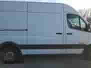2008 Dodge Sprinter z VIN WD0PE745885300034, wystawiony jako Copart lot #44060515 z przebiegiem 189 513 mil mil oraz Szkoda całkowita • Salvage title. Historia ofert i sprzedaży dostępna na DreamBid. Obrazek 10.