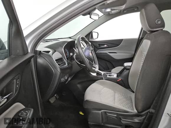 2019 Chevrolet Equinox LS z VIN 2GNAXHEV4K6106116, wystawiony jako Copart lot #84285654 z przebiegiem 67 317 mil mil oraz Czysty tytuł • Clean title. Historia ofert i sprzedaży dostępna na DreamBid. Obrazek 7.