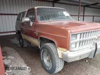 1982 Chevrolet Blazer K10 Utility HT с VIN 1G8EK18H6CF125869, выставлен на аукционе IAAI как лот 43568930 с пробегом 60 452 миль миль и . История ставок и продаж доступна на DreamBid. Изображение 1.