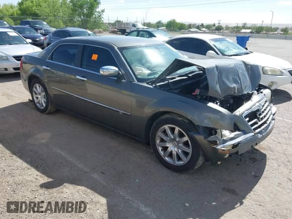 2008 Chrysler 300 C Hemi with VIN 2C3KA63H58H126344, listed as a IAAI auction lot 42246427 with 179,182 mi miles and . Bid and sale history available at DreamBid. Image 1.