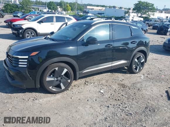 2025 Nissan Kicks SR with VIN 3N8AP6DB2SL314287, listed as a IAAI auction lot 42650048 with 4,922 mi miles and . Bid and sale history available at DreamBid. Image 17.