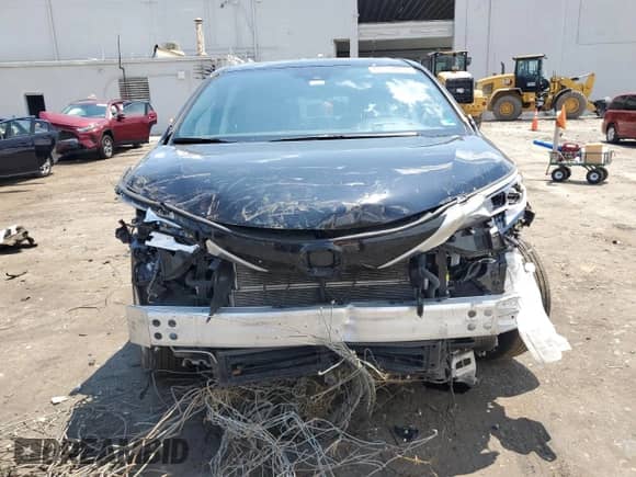 2023 Toyota Sienna Platinum с VIN 5TDESKFC0PS082459, выставлен на аукционе Copart как лот 63197385 с пробегом 39 491 миль миль и Списание • Salvage title. История ставок и продаж доступна на DreamBid. Изображение 5.
