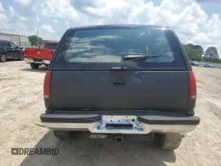 1993 Chevrolet Blazer с VIN 1GNEK18K1PJ400818, выставлен на аукционе Copart как лот 62521155 с пробегом 441 029 миль миль и Списание • Salvage title. История ставок и продаж доступна на DreamBid. Изображение 6.