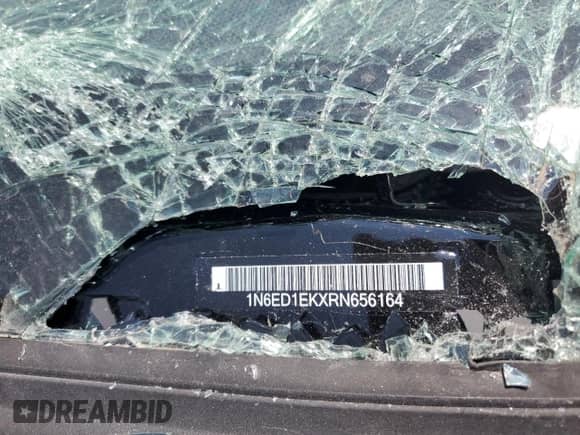 2024 Nissan Frontier Pro-4X z VIN 1N6ED1EKXRN656164, wystawiony jako Copart lot #60503835 z przebiegiem Nie podano mil oraz Szkoda całkowita • Salvage title. Historia ofert i sprzedaży dostępna na DreamBid. Obrazek 13.