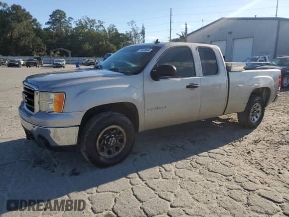 2007 GMC Sierra 1500 SLE1 with VIN 1GTEC19CX7Z505310, listed as a Copart auction lot 55845365 with 273,193 mi miles and Non repairable. Bid and sale history available at DreamBid. Image 1.