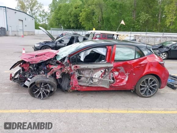 2021 Toyota Corolla XSE с VIN JTNA4MBE9M3140914, выставлен на аукционе IAAI как лот 42336457 с пробегом Не указан миль и . История ставок и продаж доступна на DreamBid. Изображение 15.