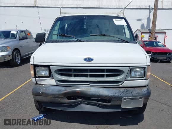 2002 Ford Econoline Cargo с VIN 1FTNS24L42HA88569, выставлен на аукционе IAAI как лот 42900053 с пробегом 364 346 миль миль и . История ставок и продаж доступна на DreamBid. Изображение 12.