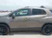 2021 Chevrolet Trax LT with VIN KL7CJLSBXMB359468, listed as a IAAI auction lot 41982149 with 199,685 mi miles and . Bid and sale history available at DreamBid. Image 14.