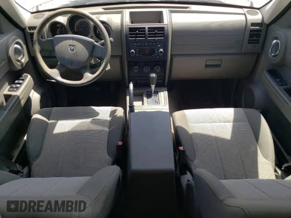 2009 Dodge Nitro SE с VIN 1D8GT28K19W541402, выставлен на аукционе Copart как лот 55525465 с пробегом 189 856 миль миль и Списание • Salvage title. История ставок и продаж доступна на DreamBid. Изображение 8.