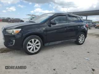 2013 Mitsubishi Outlander SE z VIN 4A4AP4AU5DE013949, wystawiony jako Copart lot #71259285 z przebiegiem 50 848 mil mil oraz Czysty tytuł • Clean title. Historia ofert i sprzedaży dostępna na DreamBid. Obrazek 1.