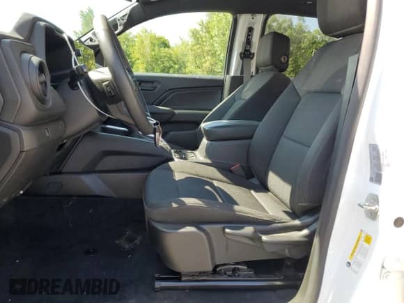 2024 Chevrolet Colorado 4WD Trail Boss with VIN 1GCPTEEK7R1171347, listed as a Copart auction lot 67194925 with 26,660 mi miles and Salvage title. Bid and sale history available at DreamBid. Image 7.