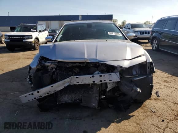 2016 Chrysler 300 C с VIN 2C3CCAKG7GH244257, выставлен на аукционе Copart как лот 80818705 с пробегом 190 337 миль миль и Чистый • Clean title. История ставок и продаж доступна на DreamBid. Изображение 5.