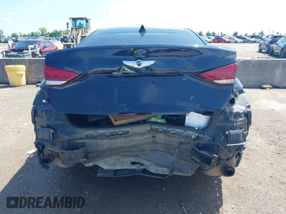2016 Hyundai Genesis 3.8L с VIN KMHGN4JE0GU106979, выставлен на аукционе IAAI как лот 42381501 с пробегом 146 515 миль миль и . История ставок и продаж доступна на DreamBid. Изображение 6.