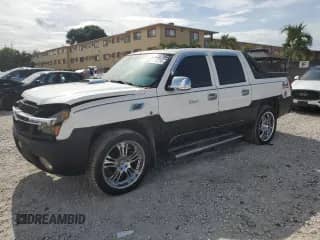 2002 Chevrolet Avalanche с VIN 3GNEC13T12G128794, выставлен на аукционе Copart как лот 70760795 с пробегом 251 285 миль миль и Чистый • Clean title. История ставок и продаж доступна на DreamBid. Изображение 1.