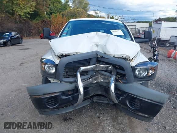 2008 Dodge 2500 SLT z VIN 3D7KS28D48G216386, wystawiony jako IAAI lot #40561971 z przebiegiem 243 972 mil mil oraz . Historia ofert i sprzedaży dostępna na DreamBid. Obrazek 12.