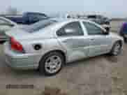 2005 Volvo S60 с VIN YV1RS592052484177, выставлен на аукционе Copart как лот 47921685 с пробегом 132 527 миль миль и Списание • Salvage title. История ставок и продаж доступна на DreamBid. Изображение 3.