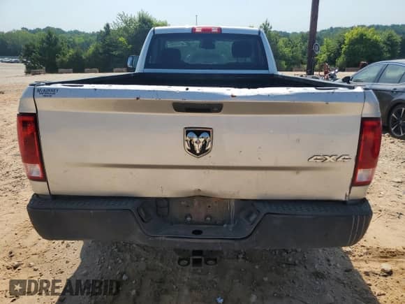 2015 Ram 1500 Tradesman with VIN 3C6JR7DT2FG678882, listed as a Copart auction lot 62659495 with 181,645 mi miles and Clean title. Bid and sale history available at DreamBid. Image 6.