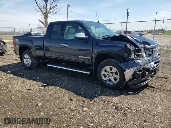 2010 GMC Sierra 1500 SLT z VIN 1GTSKWE37AZ198954, wystawiony jako Copart lot #53842115 z przebiegiem 86 323 mil mil oraz Szkoda całkowita • Salvage title. Historia ofert i sprzedaży dostępna na DreamBid. Obrazek 13.