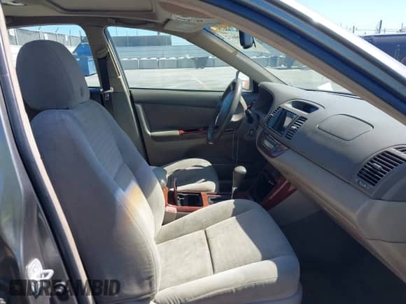 2006 Toyota Camry STD с VIN 4T1BE32K76U699845, выставлен на аукционе IAAI как лот 42699612 с пробегом 128 532 миль миль и . История ставок и продаж доступна на DreamBid. Изображение 5.