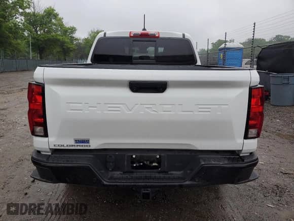 2023 Chevrolet Colorado 4WD Work Truck z VIN 1GCPTBEK3P1140835, wystawiony jako Copart lot #56874755 z przebiegiem 48 728 mil mil oraz Szkoda całkowita • Salvage title. Historia ofert i sprzedaży dostępna na DreamBid. Obrazek 6.