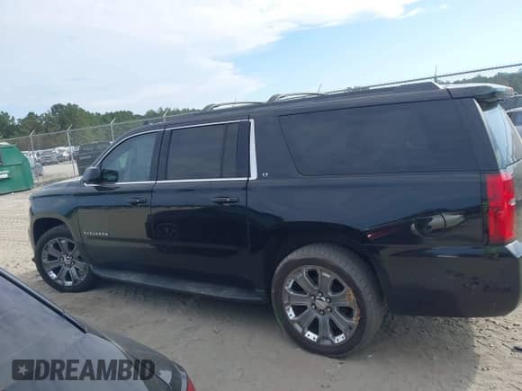 2016 Chevrolet Suburban LT с VIN 1GNSCHKC5GR311670, выставлен на аукционе IAAI как лот 43319077 с пробегом 180 000 миль миль и . История ставок и продаж доступна на DreamBid. Изображение 13.